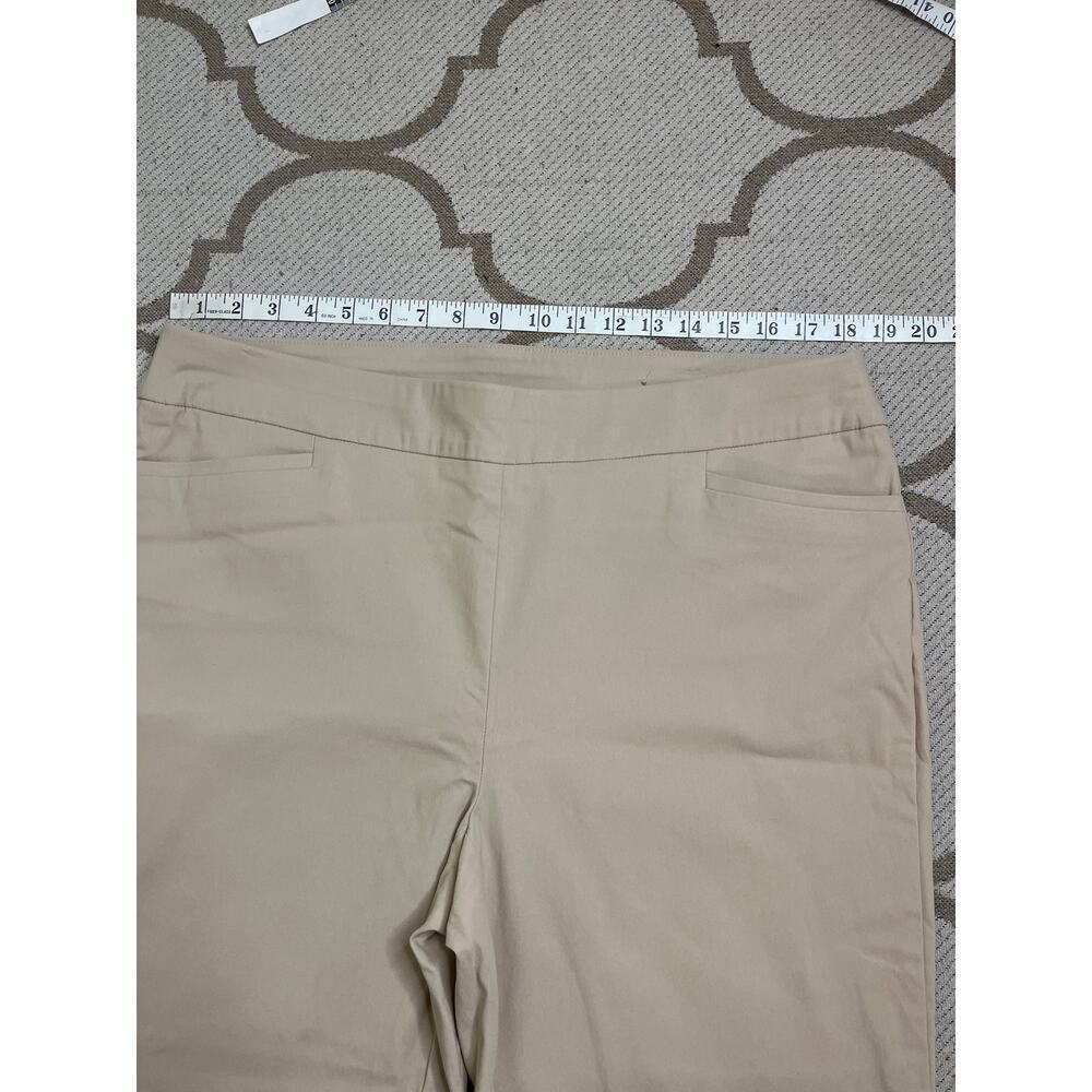 Chico’s pull on tummy control front pockets slim leg tan trouser pants, size 16 - Picture 7 of 13